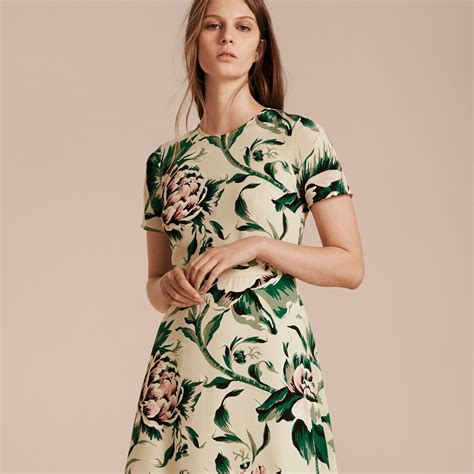 Burberry Peony Rose Print Silk A